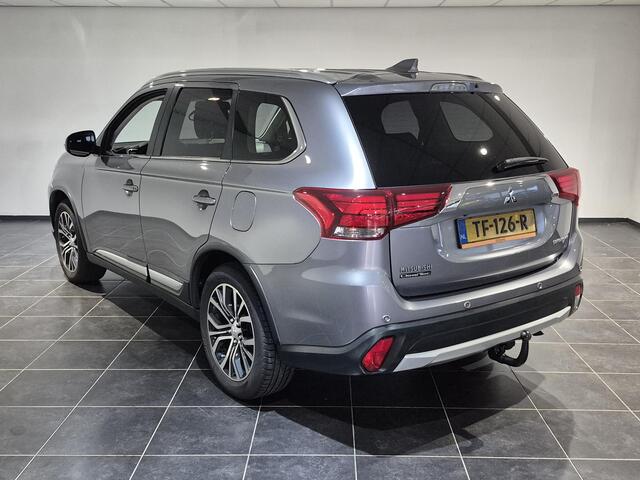 Mitsubishi OUTLANDER 2.0 Connect Pro Trekhaak | Stoel & stuurverwarming