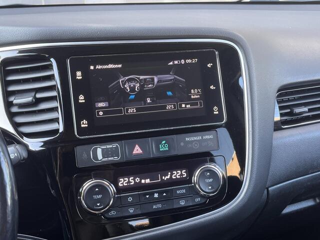 Mitsubishi OUTLANDER 2.0 PHEV - TREKH. - CAMERA
