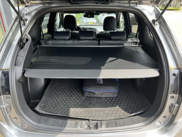 Mitsubishi OUTLANDER 2.4 PHEV Instyle