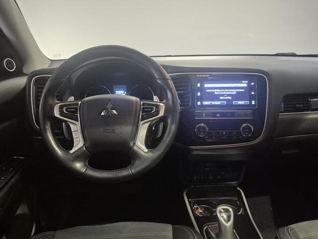 Mitsubishi OUTLANDER 2.4 PHEV Intense+ | Trekhaak | Achteruitrijcamera | Android Auto/Apple carplay
