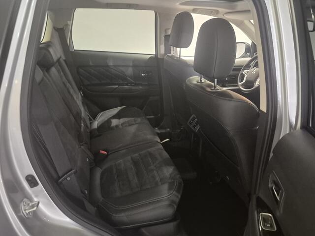 Mitsubishi OUTLANDER 2.4 PHEV Intense+ | Trekhaak | Achteruitrijcamera | Android Auto/Apple carplay