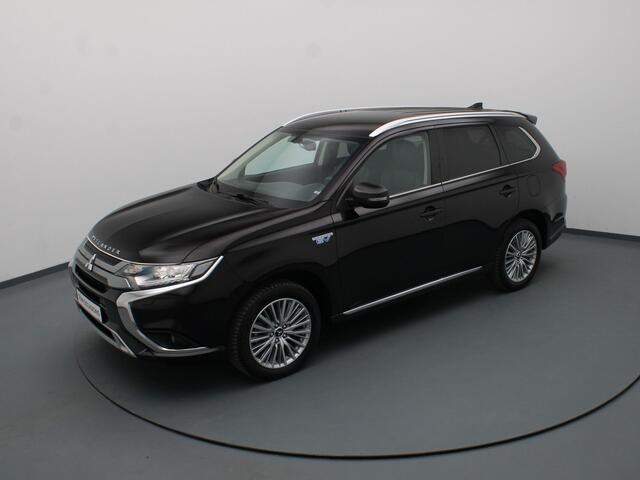 Mitsubishi OUTLANDER PHEV Intense 225pk Camera | Cruise | Navi | Stoelverw.
