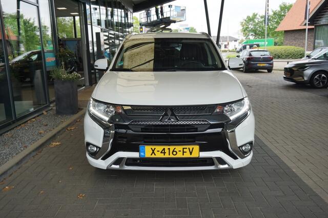 Mitsubishi OUTLANDER 2.4 PHEV Pure+ 4WD | Carplay | Camera | Half-leder | Stoelverw.