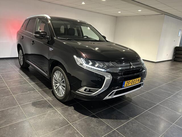 Mitsubishi OUTLANDER 2.4 PHEV Intense | Trekhaak | Apple Carplay/Android Auto | Stoelverwarming |