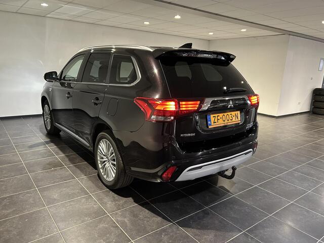 Mitsubishi OUTLANDER 2.4 PHEV Intense | Trekhaak | Apple Carplay/Android Auto | Stoelverwarming |
