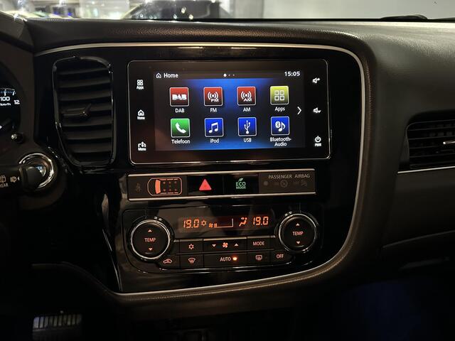Mitsubishi OUTLANDER 2.4 PHEV Intense | Trekhaak | Apple Carplay/Android Auto | Stoelverwarming |