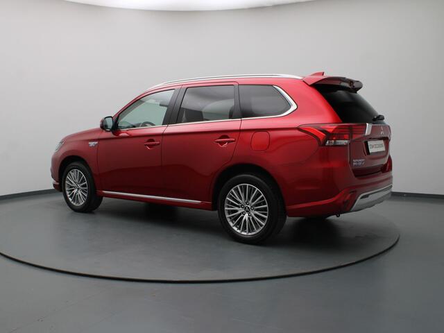 Mitsubishi OUTLANDER PHEV Intense 225pk Camera | Cruise | Navi | Stoelverw.