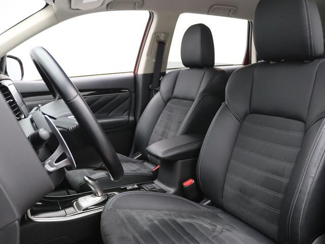 Mitsubishi OUTLANDER PHEV Intense 225pk Camera | Cruise | Navi | Stoelverw.