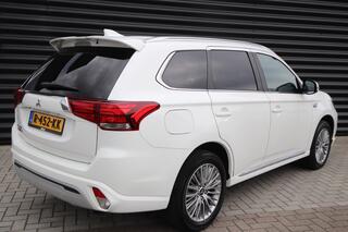 mitsubishi-outlander-2.4-phev-pure+