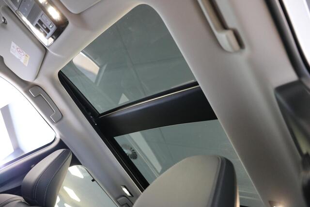 Mitsubishi OUTLANDER 2.4 PHEV Instyle | Schuif- kanteldak | Leer | Head-Up