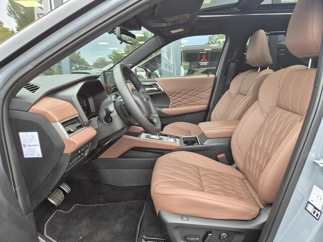 Mitsubishi OUTLANDER 2.4 PHEV Instyle+ | Panoramadak | Afneembare trekhaak | 1600KG Trekgewicht |