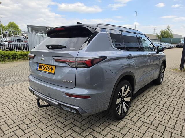 Mitsubishi OUTLANDER 2.4 PHEV Instyle+ | Trekhaak | Open dak | Elektrische Achterklep |