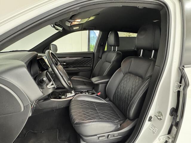Mitsubishi OUTLANDER 2.4 PHEV Intense | Navigatie | 360° Camera | Stoelverwarming | Leder |