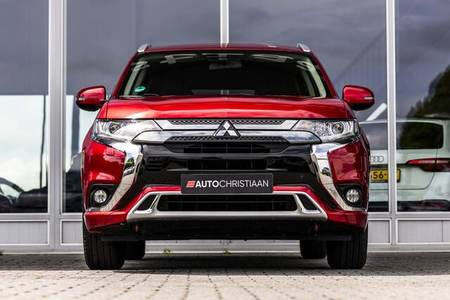 Mitsubishi OUTLANDER 2.4 PHEV Pure | Camera | Carplay | Trekhaak