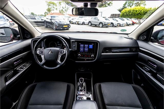 Mitsubishi OUTLANDER 2.4 PHEV Pure | Camera | Carplay | Trekhaak