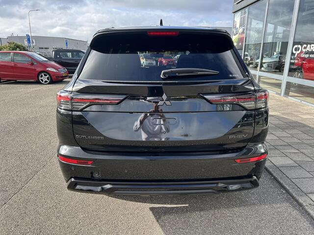 Mitsubishi OUTLANDER 2.4 PHEV Black Edition