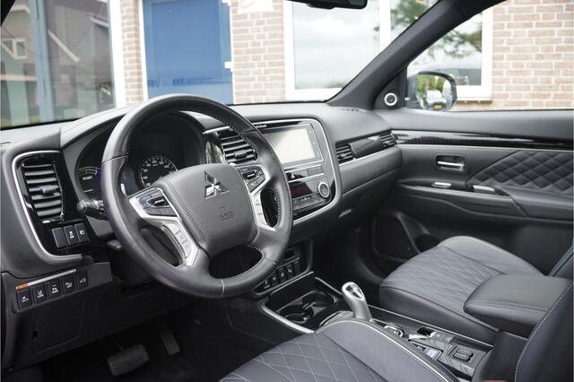 Mitsubishi OUTLANDER 2.4 PHEV S-Edition, LEDER, SCHUIFDAK, CAMERA, LED