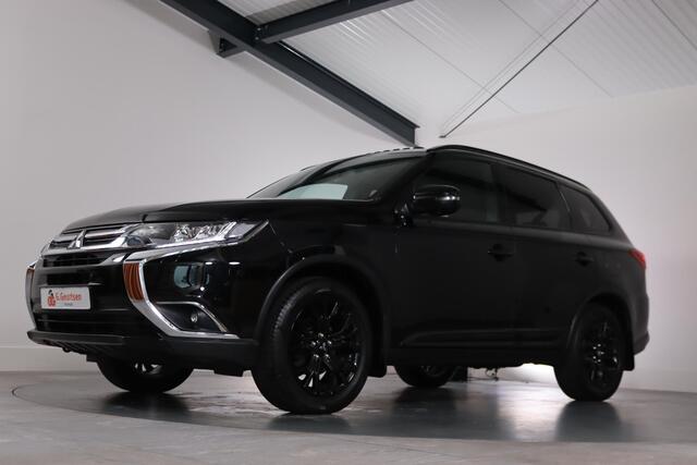 Mitsubishi OUTLANDER 2.0 Instyle 7-Persoons Schuifkanteldak, Trekhaak, LED, Cruise Control