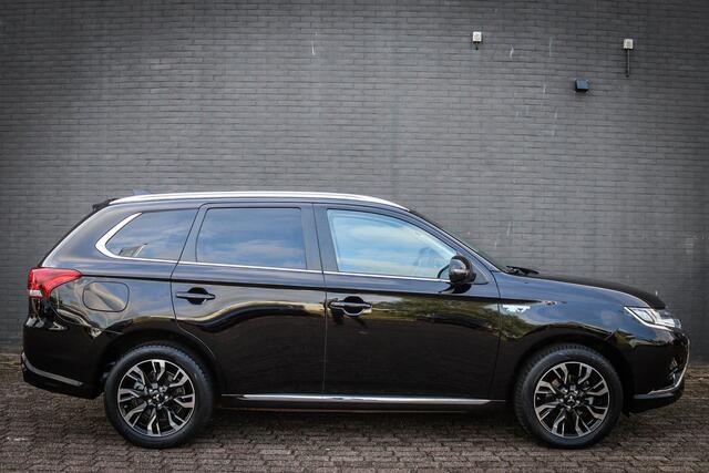 Mitsubishi OUTLANDER 2.0 PHEV Prestige+ Trekhaak/Camera/Leder