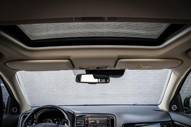 Mitsubishi OUTLANDER 2.0 PHEV Prestige+ Trekhaak/Camera/Leder