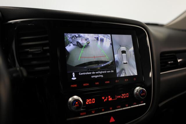 Mitsubishi OUTLANDER 2.4 PHEV Instyle | Schuif- Kanteldak | Trekhaak | 360 Camera
