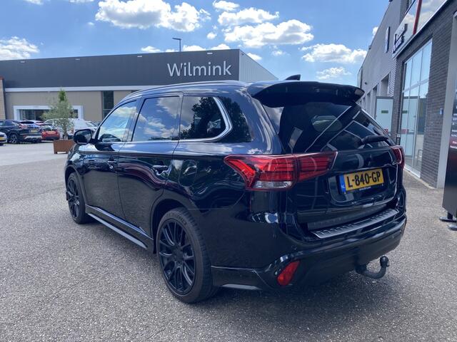 Mitsubishi OUTLANDER 2.4 PHEV Instyle