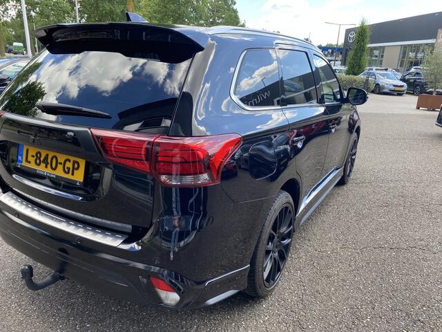 Mitsubishi OUTLANDER 2.4 PHEV Instyle