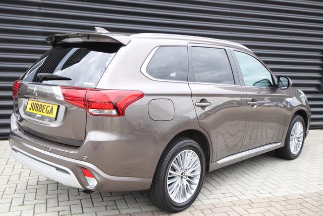 Mitsubishi OUTLANDER 2.4 PHEV Instyle Leder, Opendak, Adaptive Cruise