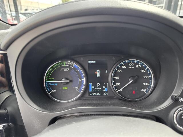 Mitsubishi OUTLANDER 2.4 PHEV Instyle | Trekhaak | 360º Camera | Open dak |