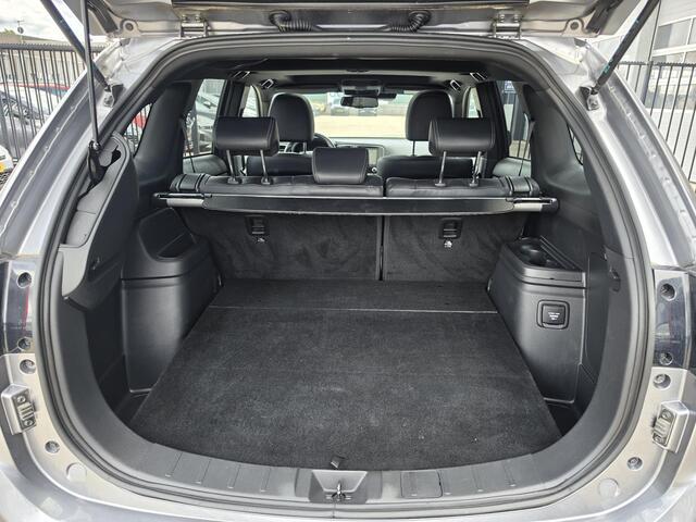 Mitsubishi OUTLANDER 2.4 PHEV Instyle | Trekhaak | 360º Camera | Open dak |