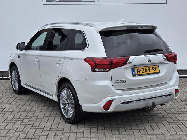 Mitsubishi OUTLANDER 2.4 PHEV Intense S | Dealeronderhouden| Metallic Wit | Trekhaak 1500KG|