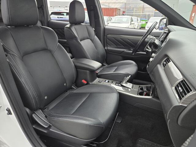 Mitsubishi OUTLANDER 2.4 PHEV Intense S | Dealeronderhouden| Metallic Wit | Trekhaak 1500KG|