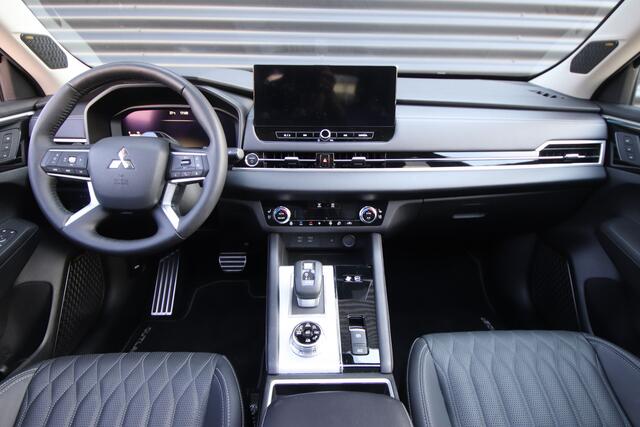 Mitsubishi OUTLANDER 2.4 PHEV Instyle Panoramadak, Leder