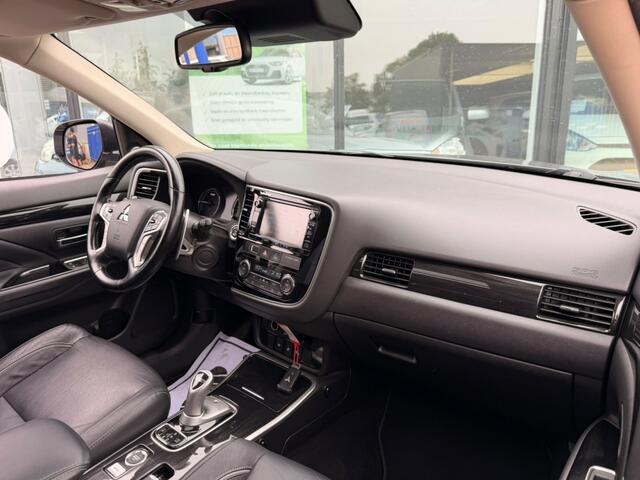 Mitsubishi OUTLANDER 2.0 PHEV 4WD INTYLE+ | PREMIUM | 360° | PANO | LEDER