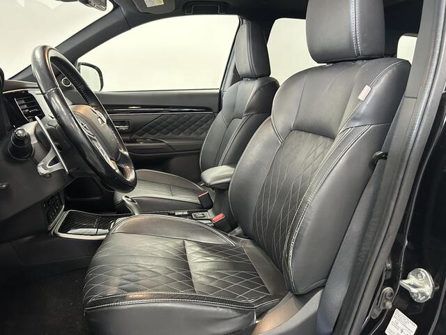 Mitsubishi OUTLANDER 2.4 PHEV S-Edition | SCHUIF-KANTELDAK | 360 CAMERA | CLIMATE CONTROL | LED |