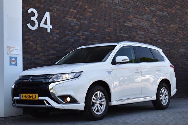 Mitsubishi OUTLANDER 2.4 PHEV Pure