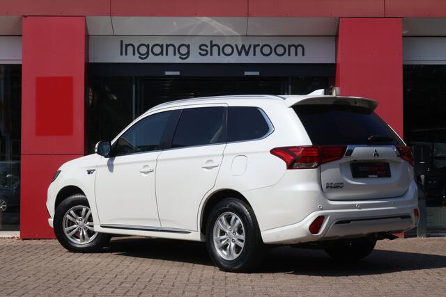 Mitsubishi OUTLANDER 2.4 PHEV Pure | Origineel | Camera |