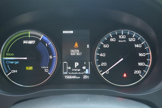Mitsubishi OUTLANDER 2.4 PHEV Pure | Origineel | Camera |