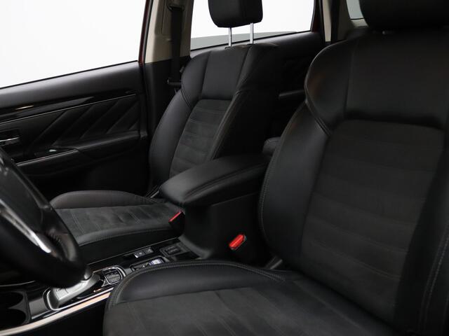 Mitsubishi OUTLANDER 2.4 PHEV Intense