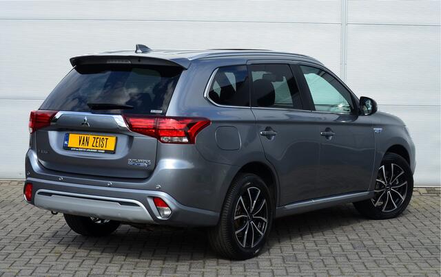 Mitsubishi OUTLANDER PHEV 2.4 INSTYLE 4WD | PLUG IN HYBRID | FULL OPTIONS | ADAPTIEF CRUISE | SCHUIFDAK | FABRIEKSGARANTIE TOT 04-01-2027* | ALL IN RIJKLAARPRIJS