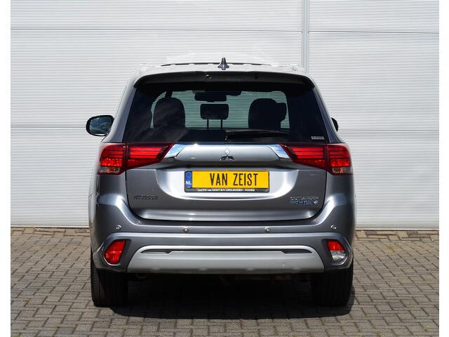 Mitsubishi OUTLANDER PHEV 2.4 INSTYLE 4WD | PLUG IN HYBRID | FULL OPTIONS | ADAPTIEF CRUISE | SCHUIFDAK | FABRIEKSGARANTIE TOT 04-01-2027* | ALL IN RIJKLAARPRIJS