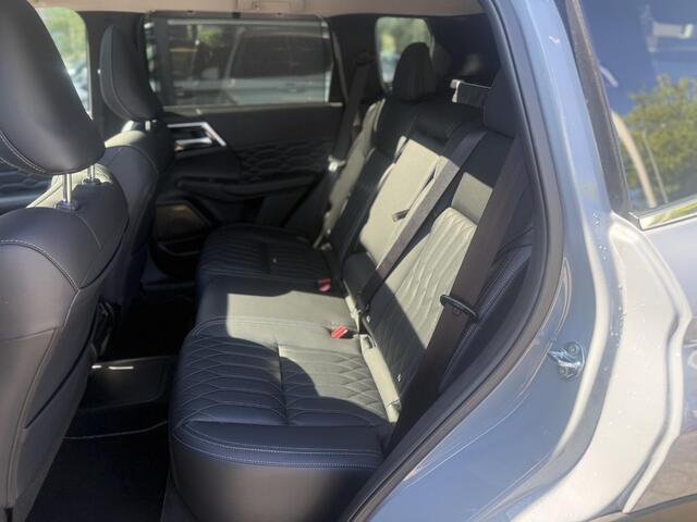 Mitsubishi OUTLANDER 2.4 PHEV Limited Edition