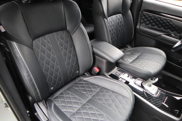 Mitsubishi OUTLANDER 2.4 PHEV Instyle Leder, E.achterklep, Trekhaak