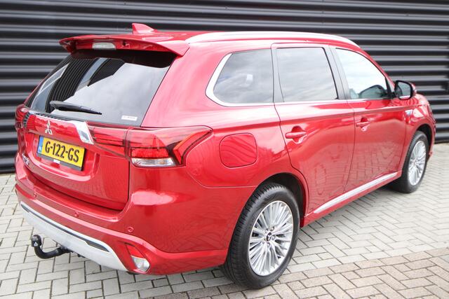Mitsubishi OUTLANDER 2.4 PHEV Intense Trekhaak, Orig.NL, SOH = 83.5%