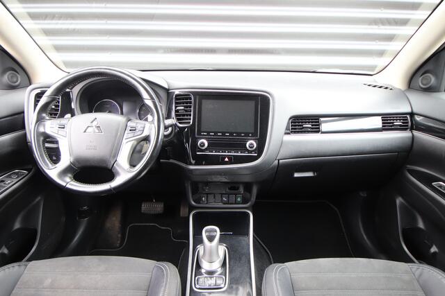 Mitsubishi OUTLANDER 2.4 PHEV Intense Trekhaak, Orig.NL, SOH = 83.5%