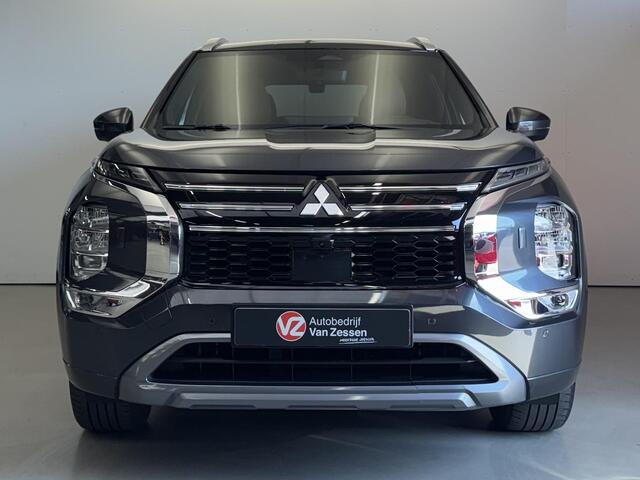 Mitsubishi OUTLANDER 2.4 PHEV Instyle+ | Massage | Panoramadak | Full Options | Trekhaak | Garantie tot 15-03-2033