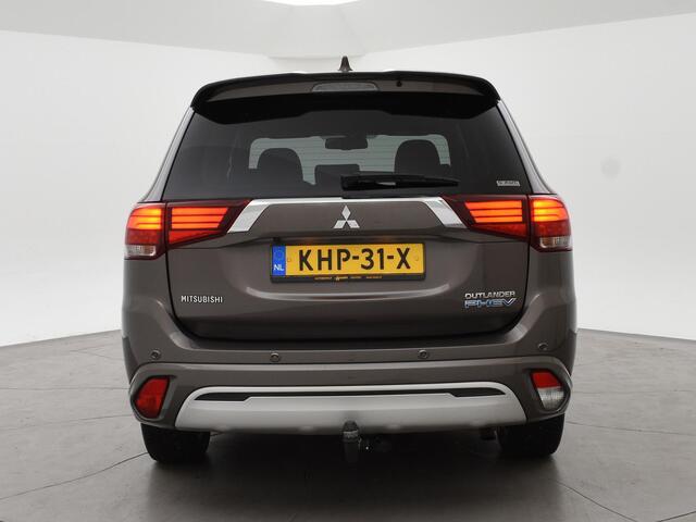 Mitsubishi OUTLANDER 2.4 PHEV INTENSE+ 4WD + LEDER EXCLUSIVE | 360 CAMERA | CARPLAY | TREKHAAK | STOEL/STUURVERW.