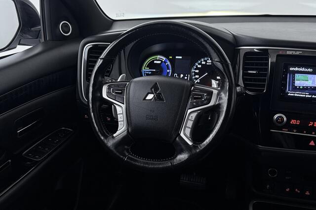 Mitsubishi OUTLANDER 2.4 PHEV Instyle (PANORAMADAK, STUUR-/STOELVERWARMING, 360 CAMERA, LEDER, STUURBEDIENING)