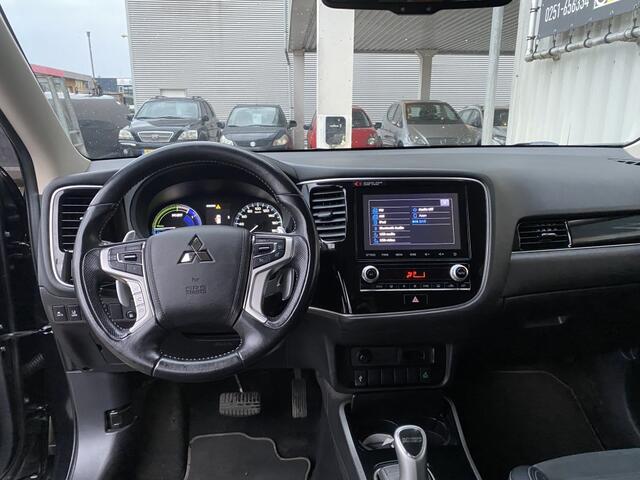 Mitsubishi OUTLANDER 2.4 PHEV Intense