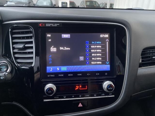 Mitsubishi OUTLANDER 2.4 PHEV Intense